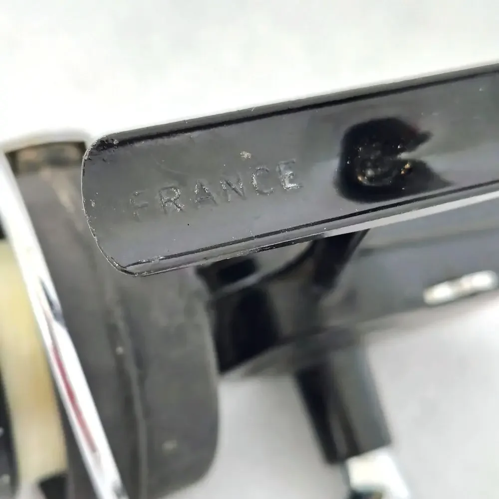 Garcia Mitchell 320 Black Metal Spinning Fishing Reel France 0417539 Brevette - Picture 6 of 8